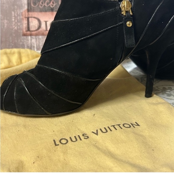 Louis Vuitton Shoes - Louis Vuitton Black Heeled Boots